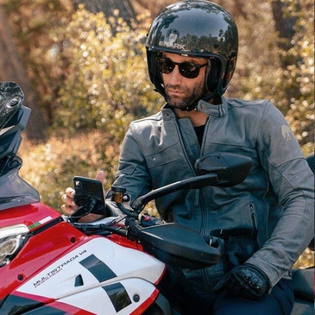 Quad Lock Etui dedykowane iPhone 16 Plus